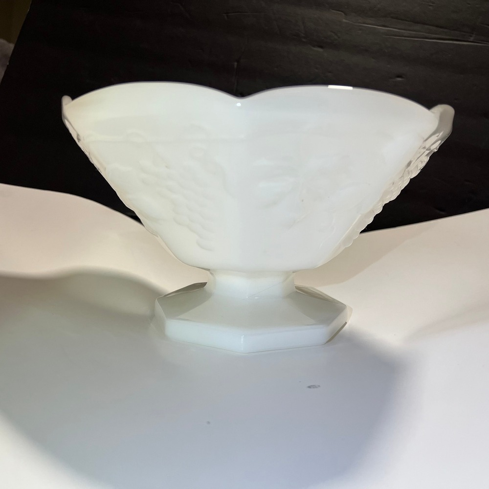 Vintage Milk Glass Paneled Grape‎ Footed Bowl Scalloped Pedestal 8.5 Inch